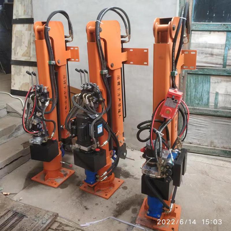 金城江区重汽蓝牌随车吊 3.2吨 国六动力强 液压驱动 农用自卸起重机